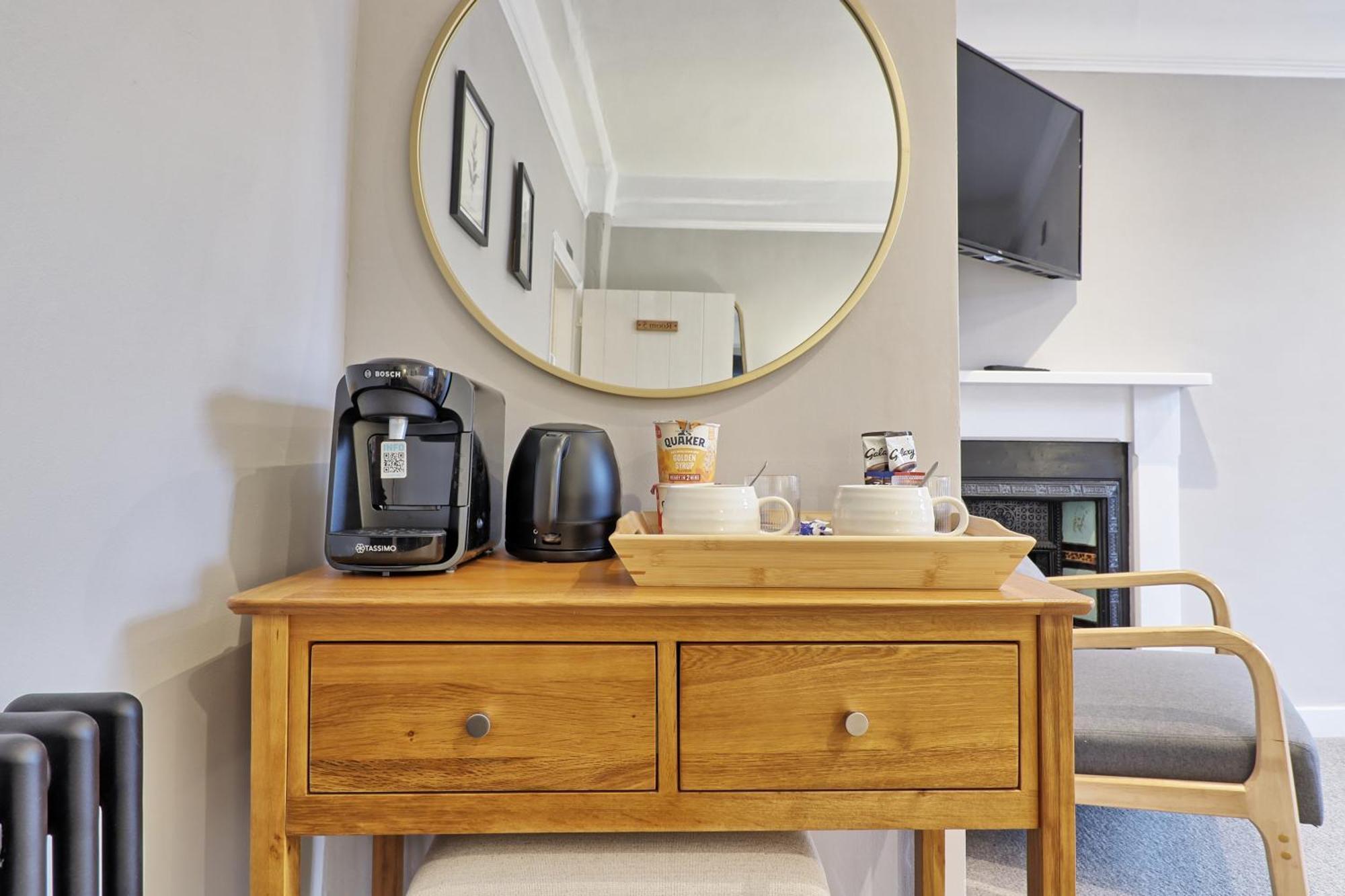 Ranfield'S Brasserie Hotel Rooms คอร์กิเชล ภายนอก รูปภาพ